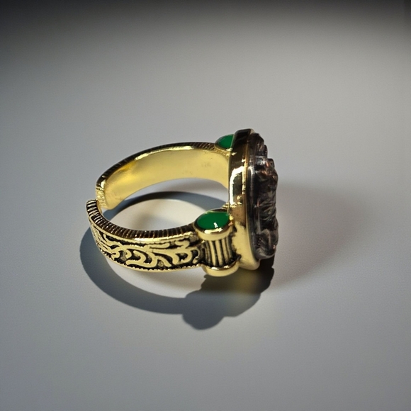 18k Gold Plated 2 Tone Ancient Dragon Coin Emerald Cabochon Ring - Picture 3 of 5